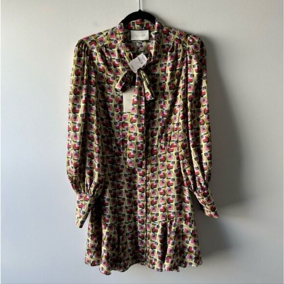 Alexis  - Picture 5 of 11